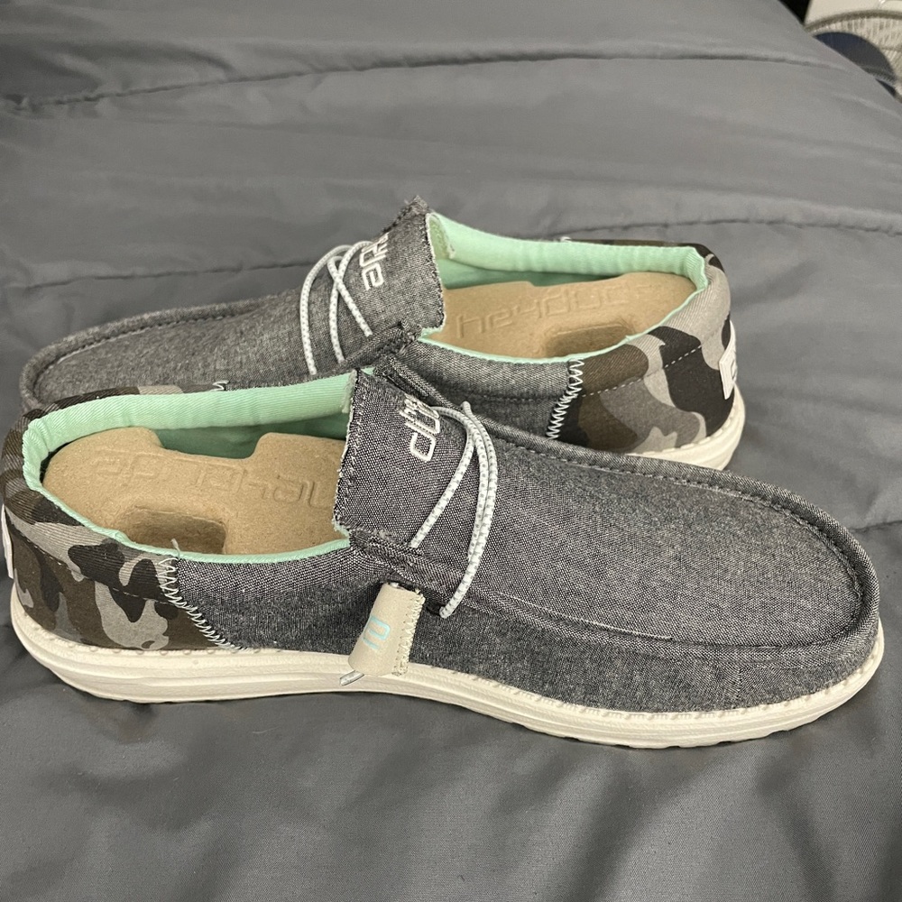 Brand new, never worn.